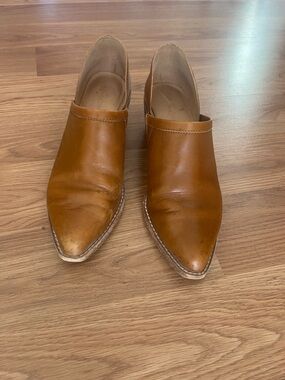 Madewell Tan Leather Pointed-Toe Mule Booties